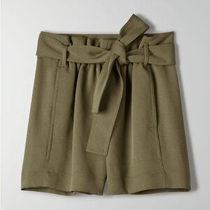 Aritzia Wilfred Paperbag shorts - shitake - 00